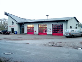 Die alte Toranlage der FFW Mehrow.